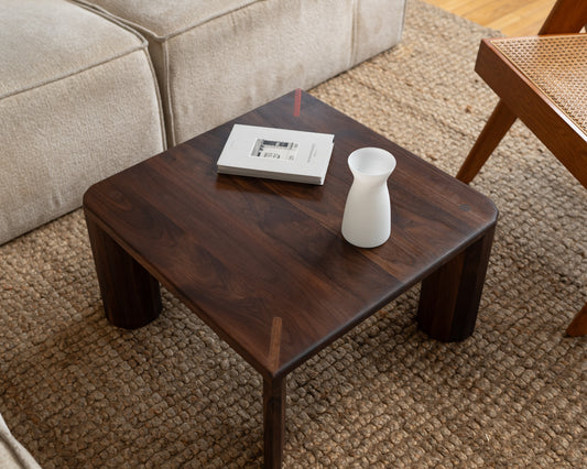 iS-v1 Square Coffee Table