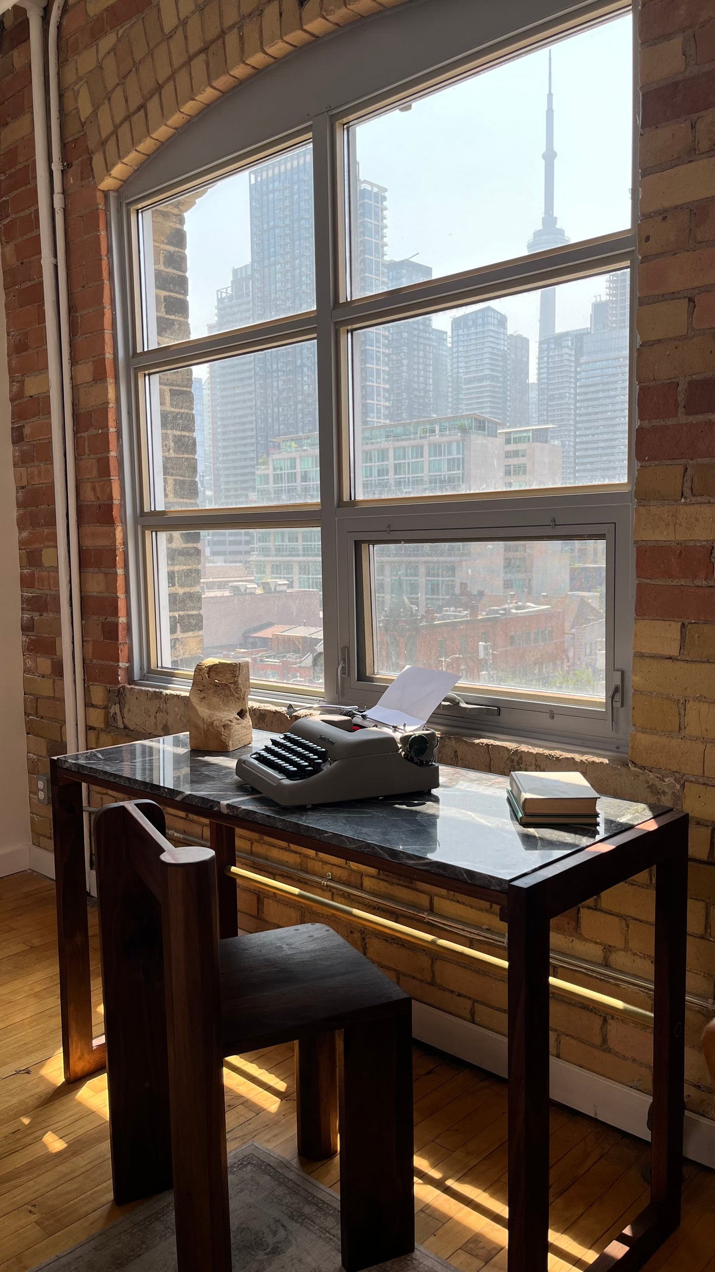 iD- v2 Brass Rod Desk