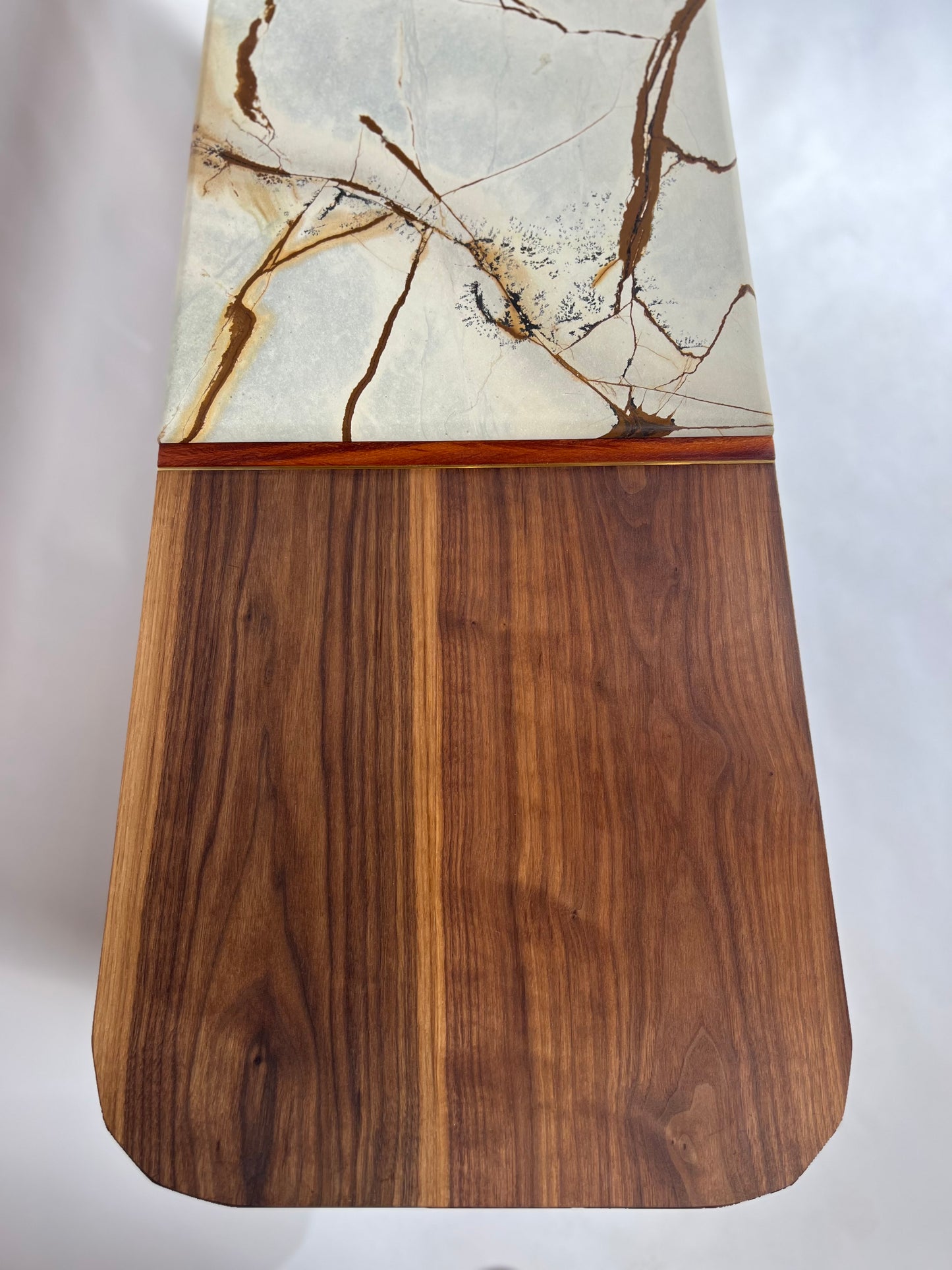 iSN-v1 Blue Roma Sideboard