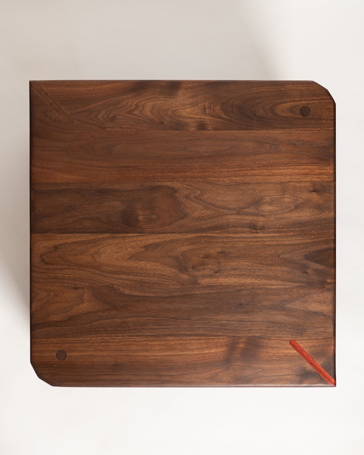 iS-v1 Square Coffee Table