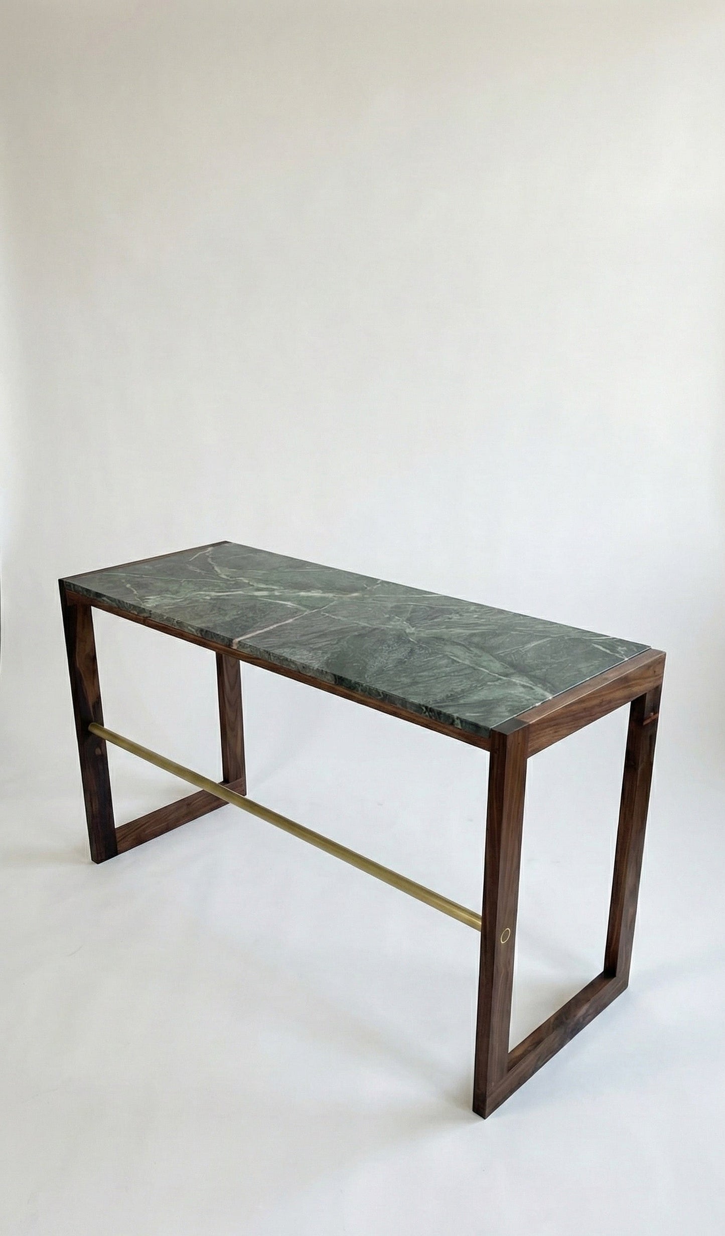 iD- v2 Brass Rod Desk