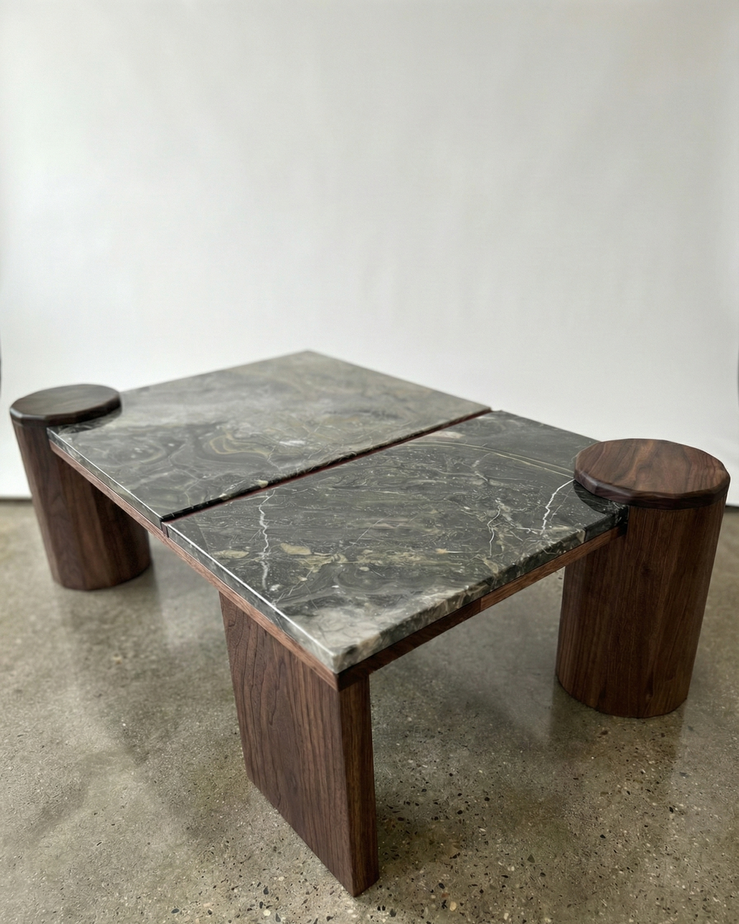 iS-v4 Split Stone Coaster Table