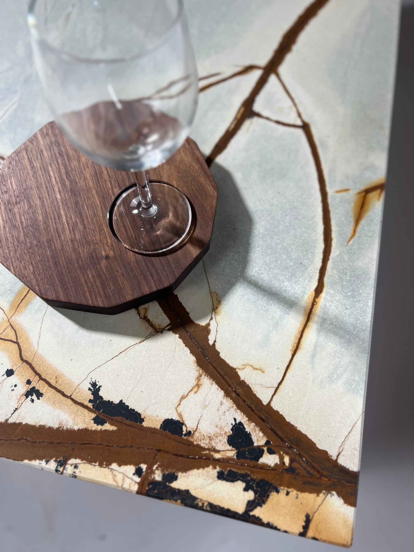 iS-v4 Split Stone Coaster Table