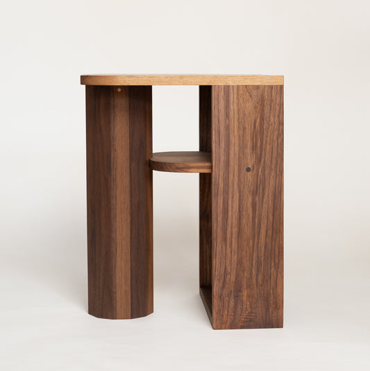 iR-v2 Edge Table & Bookshelf