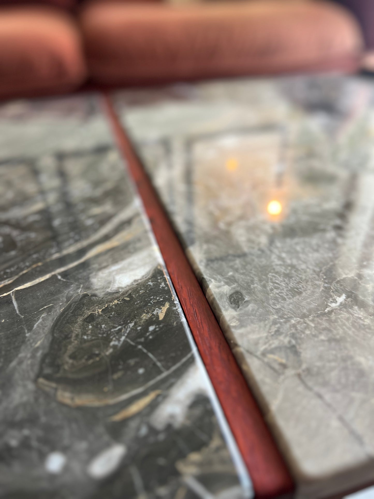 iS-v4 Split Stone Coaster Table