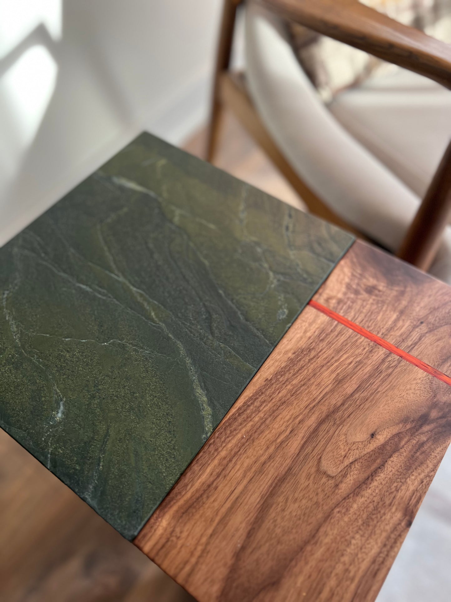 iR-v1 Stone Edge Table